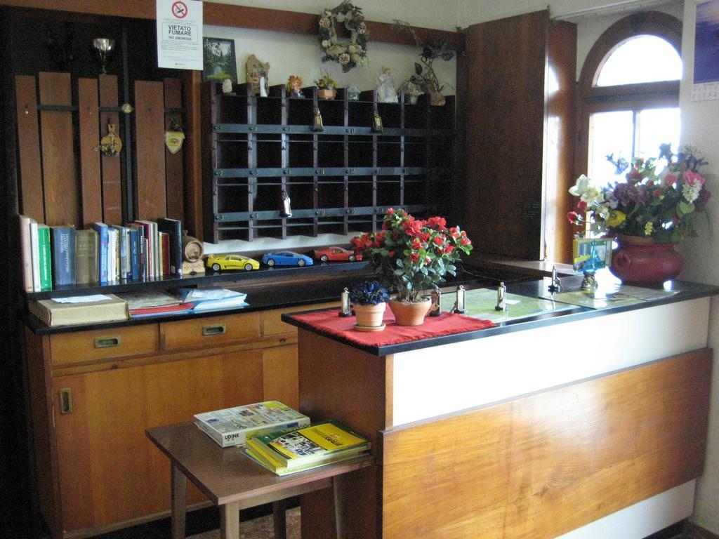 Albergo Ristorante Rosade Tavagnacco エクステリア 写真